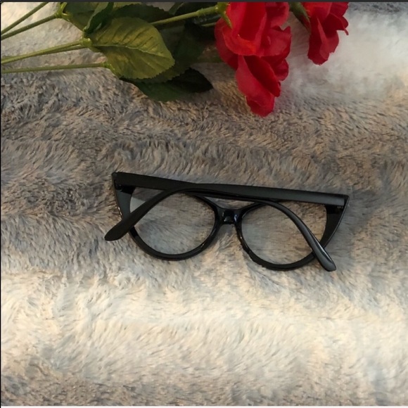 Fashion Glasses - Picture 3 of 6